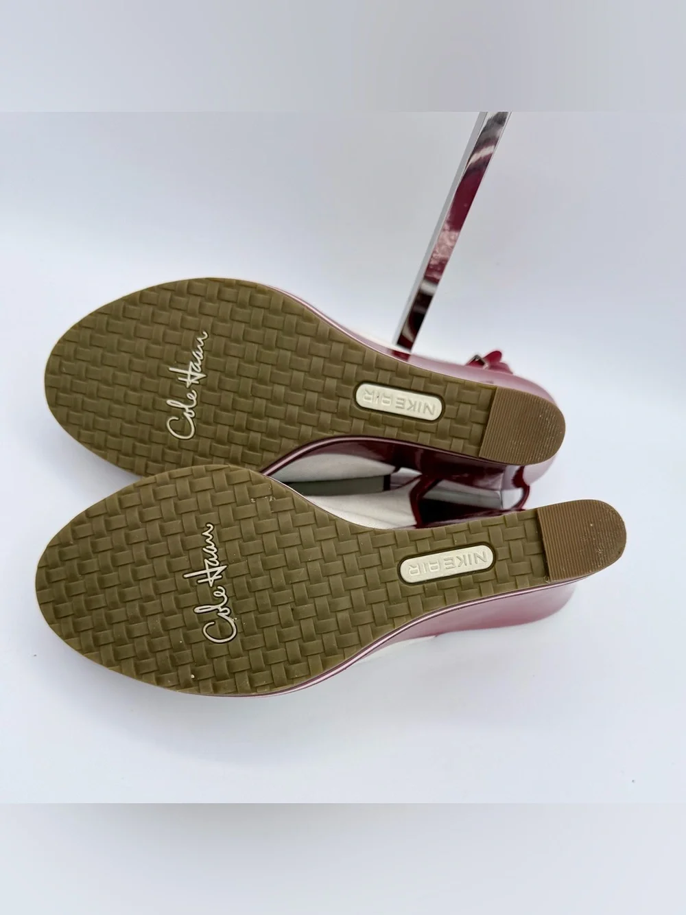 Cole Haan G Series Nike Air Wedge Sandals Canvas Patent Bow 8B